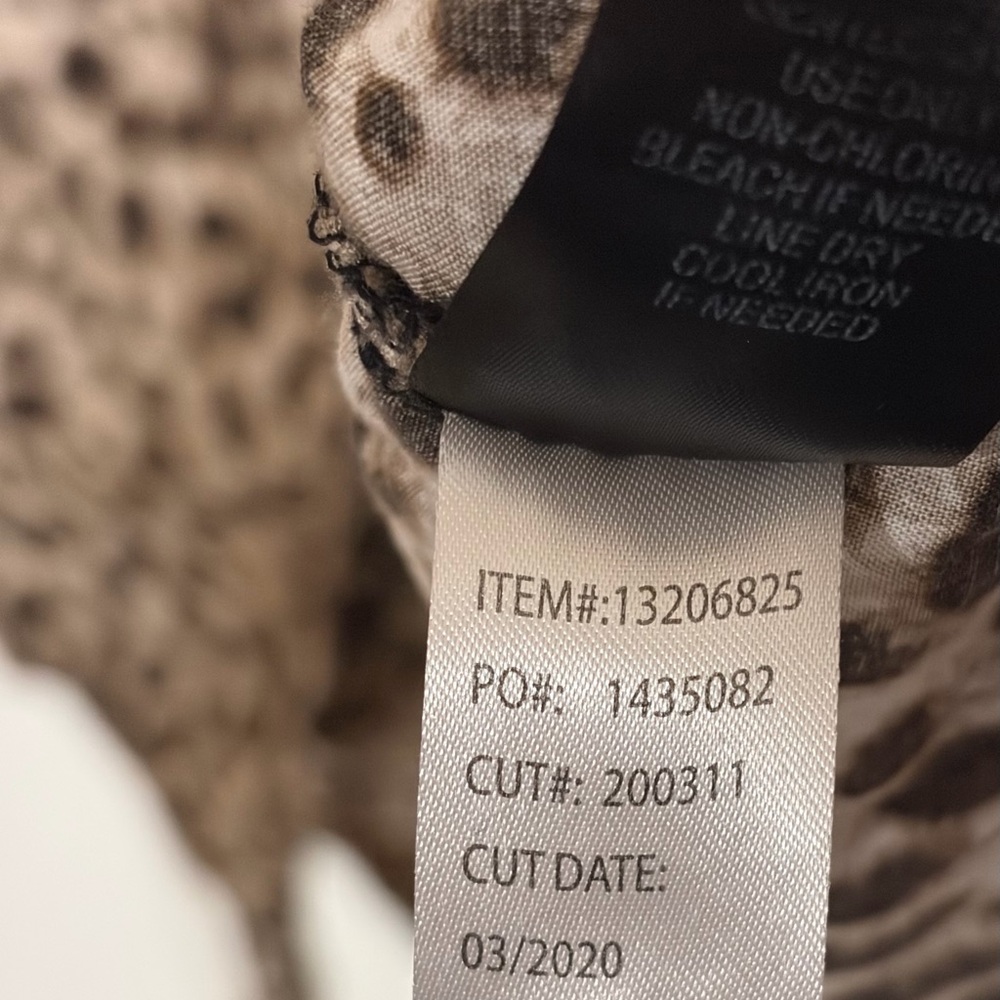 Torrid Leopard Print Button Down Tie Front Blouse… - image 5